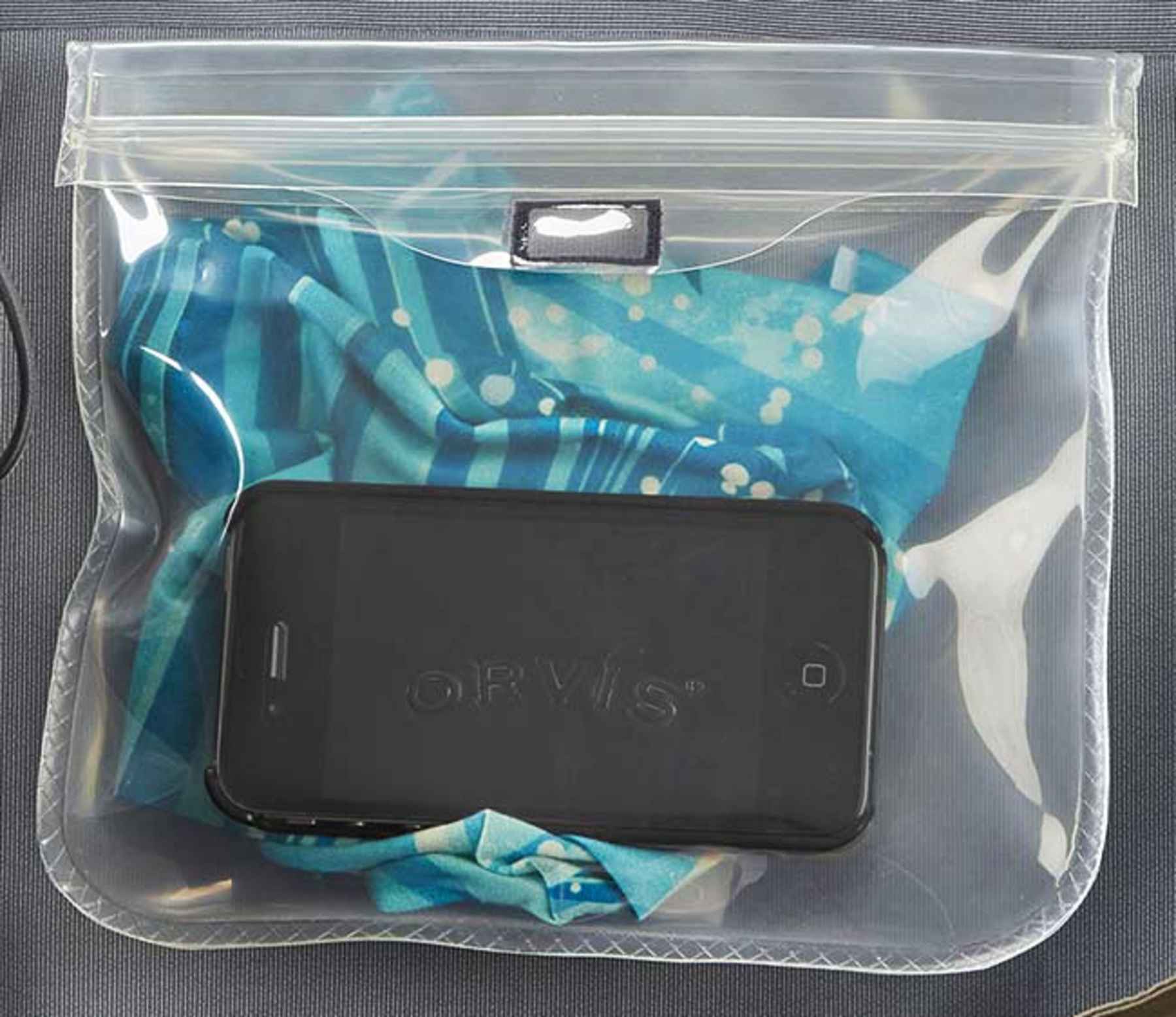 The Touchscreen-Compatible Orvis Waterproof Pocket | Hatch