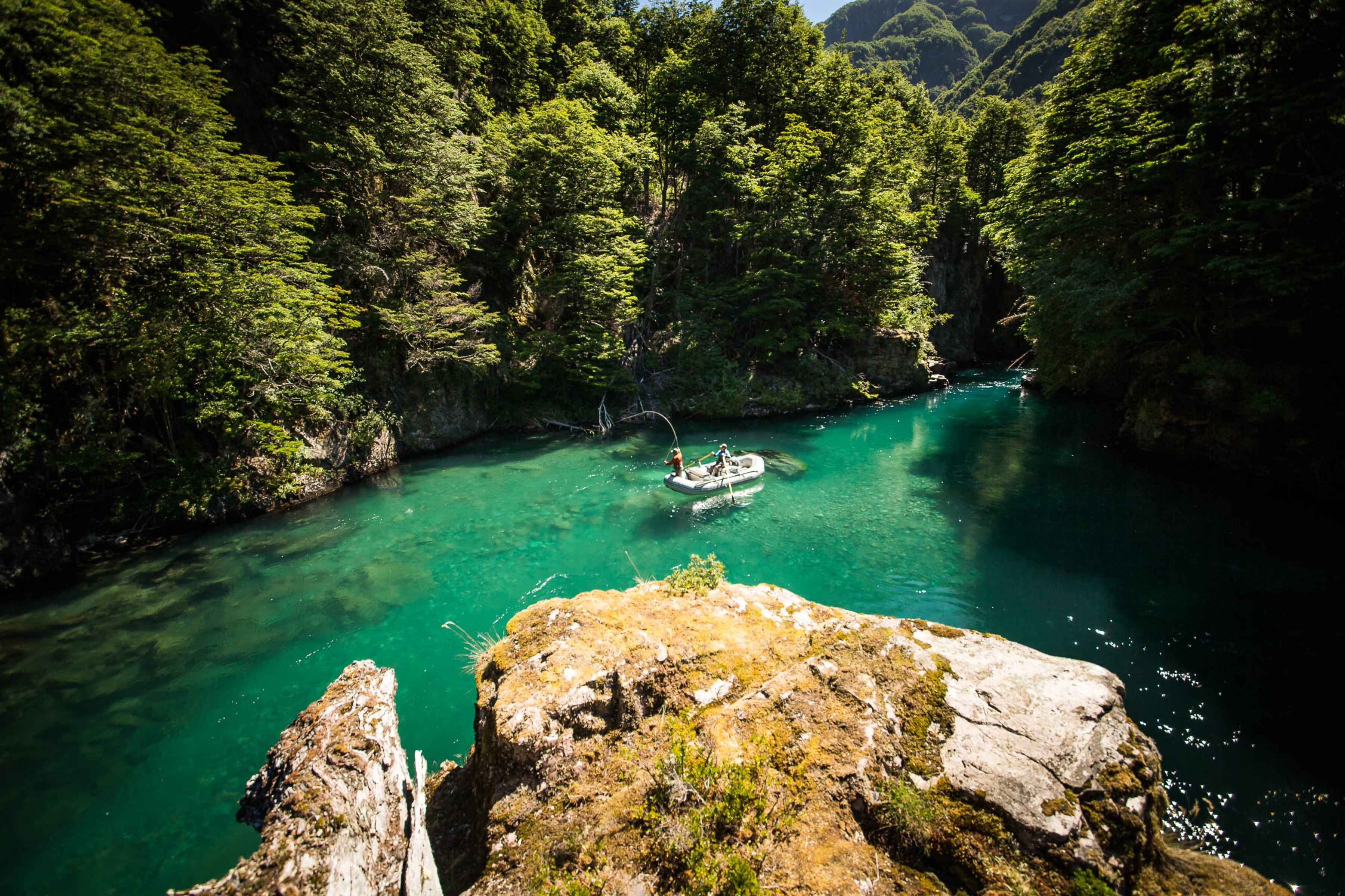 Fishing the Paloma River in Chilean Patagonia (photo: Magic Waters Lodge). paloma river fly fishing