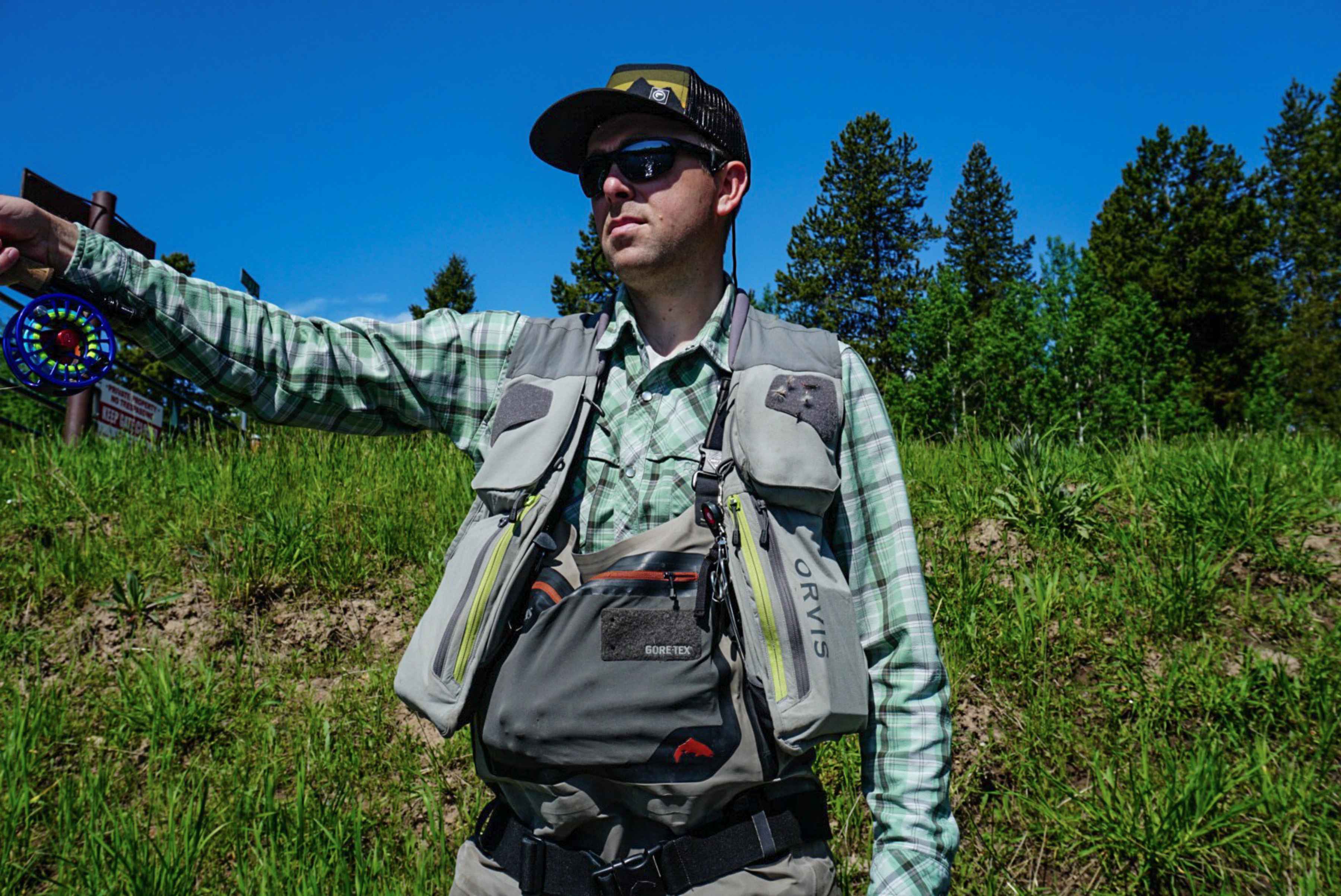 orvis ultralight fishing vest