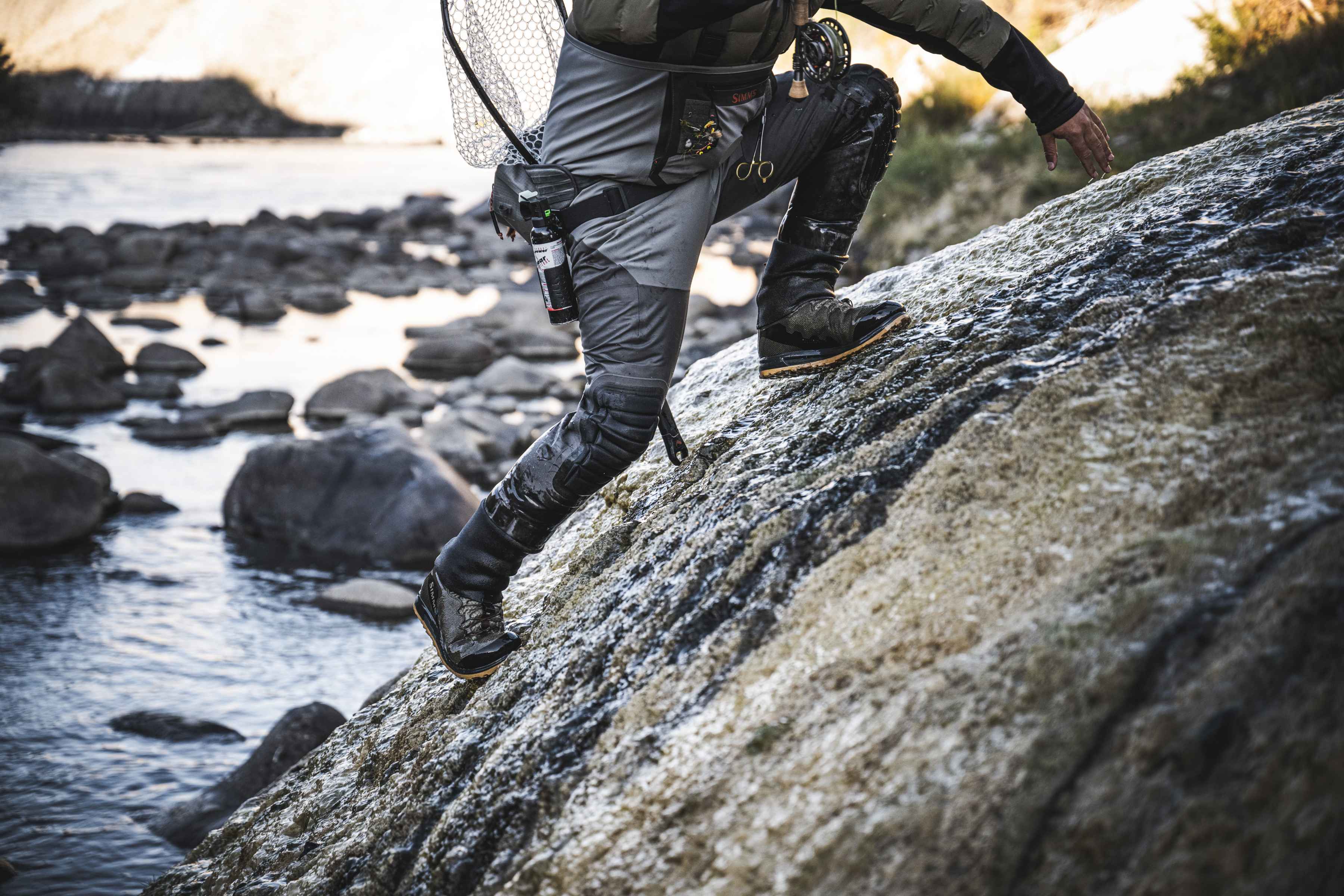 Simms Confluence waders