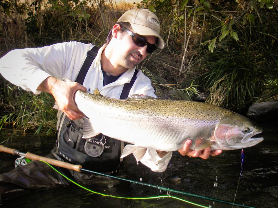 Guide Jeff Hickman w/ fresh chrome. Jeff Hickman Steelhead