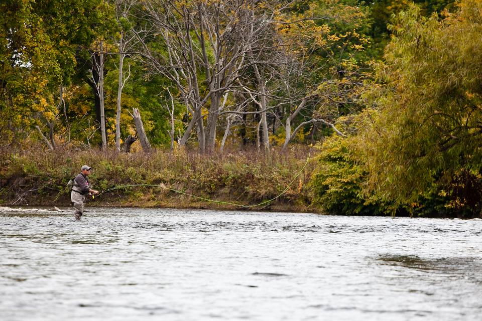 Covering water on the lower reaches of the pay-to-play Douglaston Salmon Run. Douglaston Salmon Run below Meadow Run