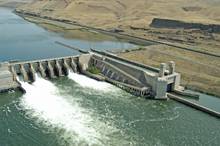 Lower Monumental Dam on the snake river