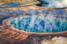 Boardwalks overlooking Grand Prismatic Spring in Yellowstone National Park