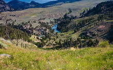 The Yellowstone River as seen from the Hellroaring Creek trail 